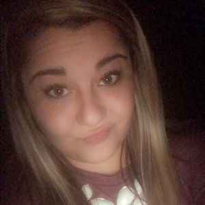 Meet your Posher, Amyamy